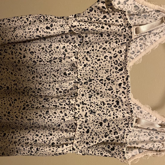 Cheetah print chemise - Picture 2 of 7